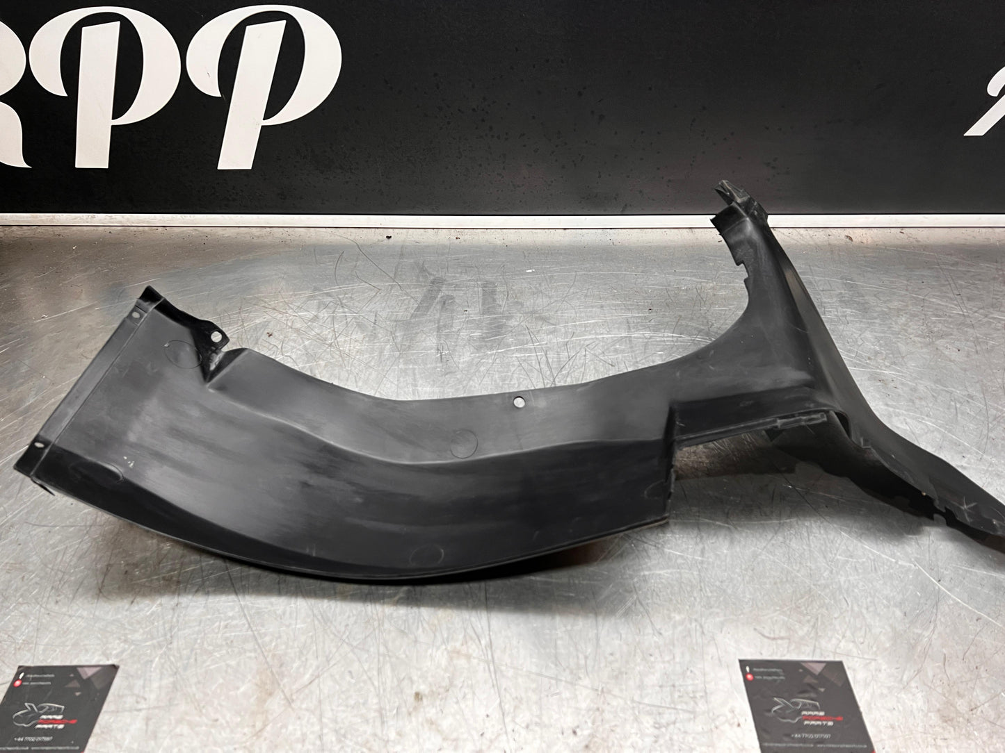 Porsche 964 wheel arch liner front back 96450420400 right NOS