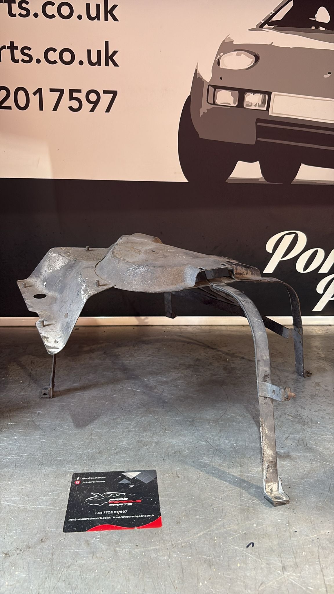 Porsche 928 Fuel Tank Bracket Lower Cover Cradle OEM 92820131304