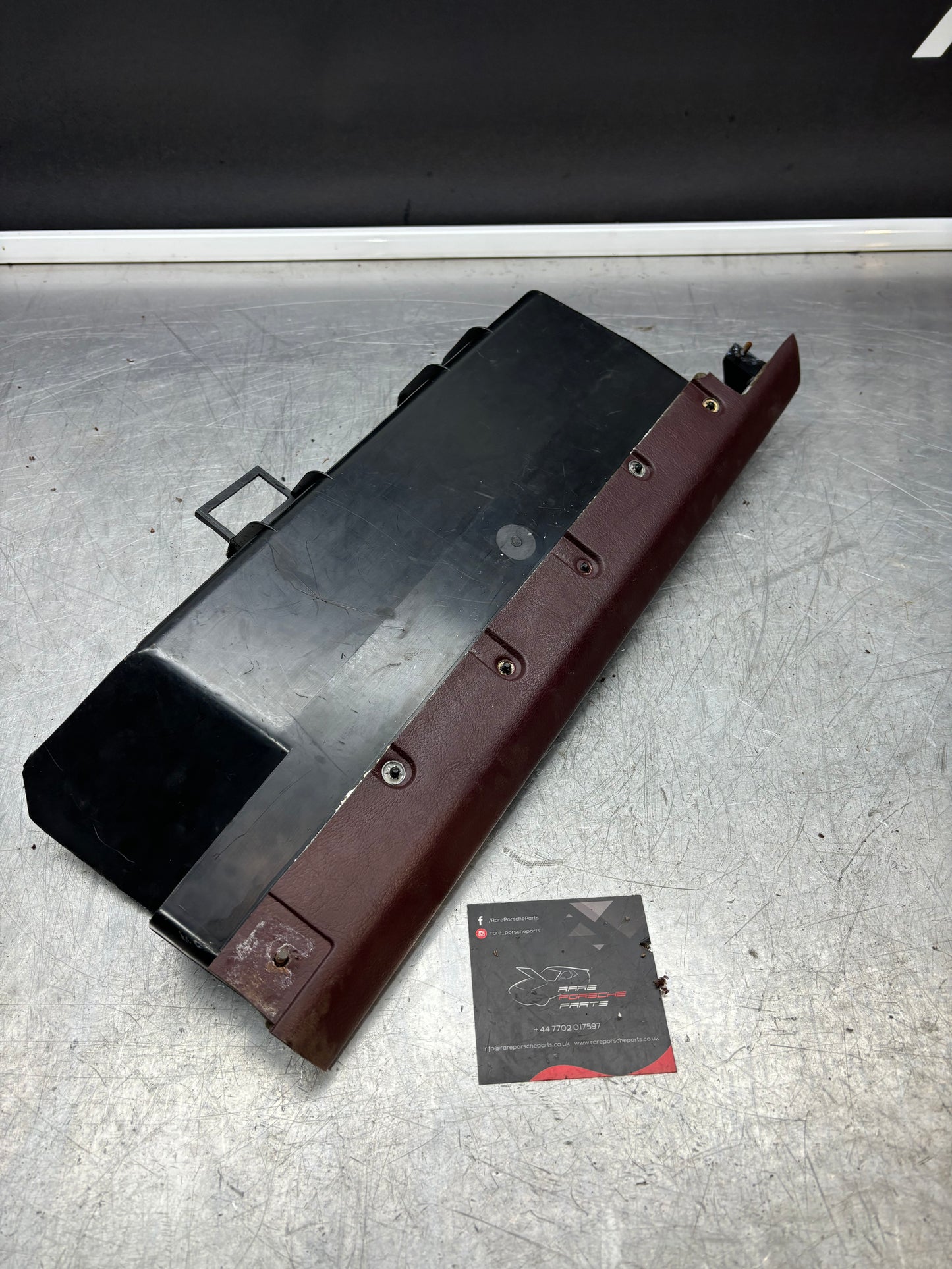 Porsche 928 under glove box shelf, burgundy 92755207702 RHD only, used