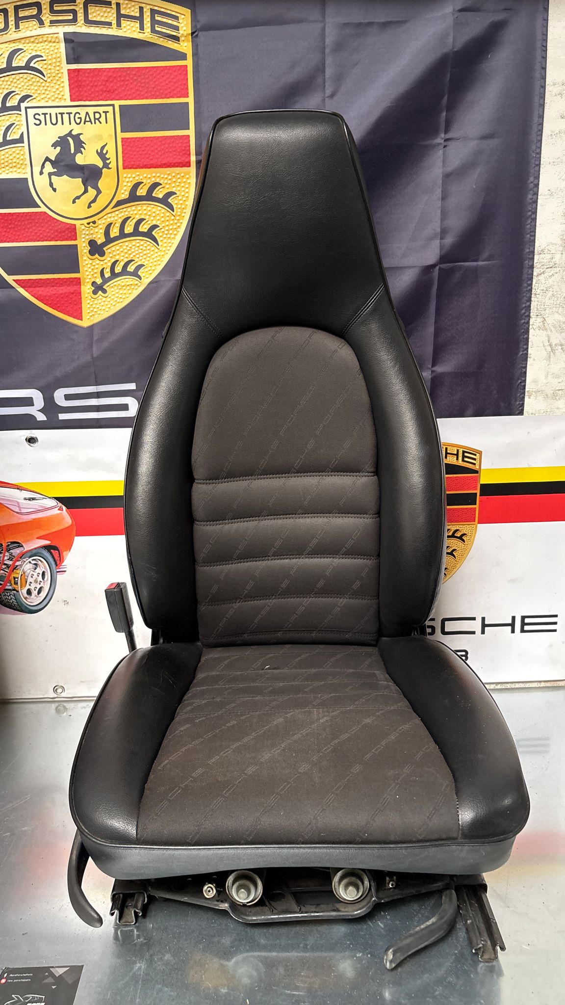 Porsche 944 black seat set, front seats with Porsche scripted fabric, used