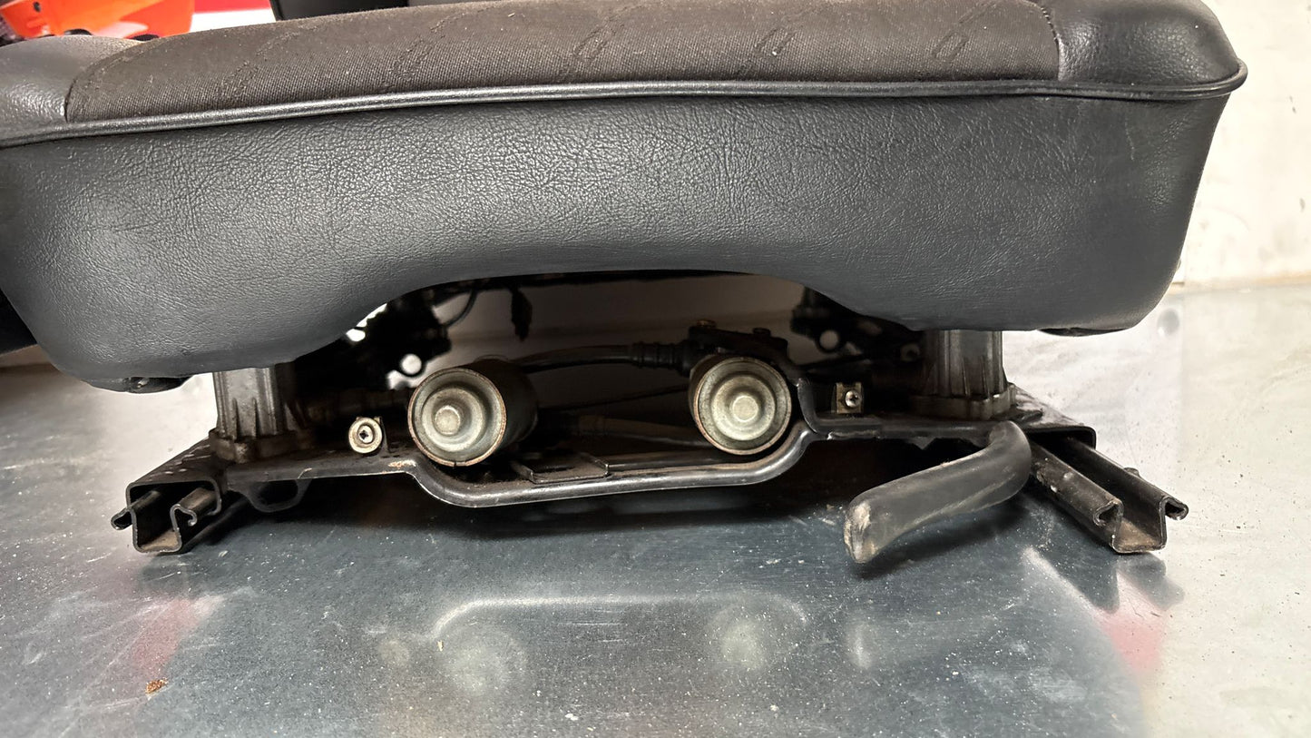 Porsche 944 black seat set, front seats with Porsche scripted fabric, used