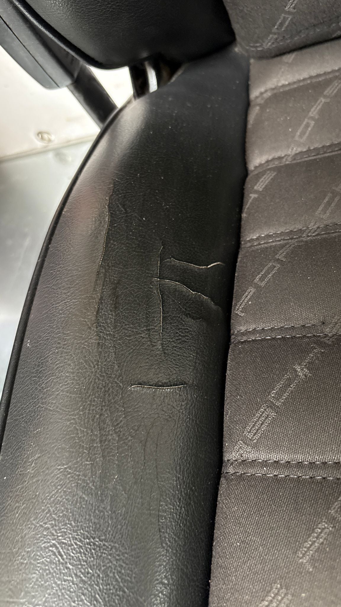 Porsche 944 black seat set, front seats with Porsche scripted fabric, used