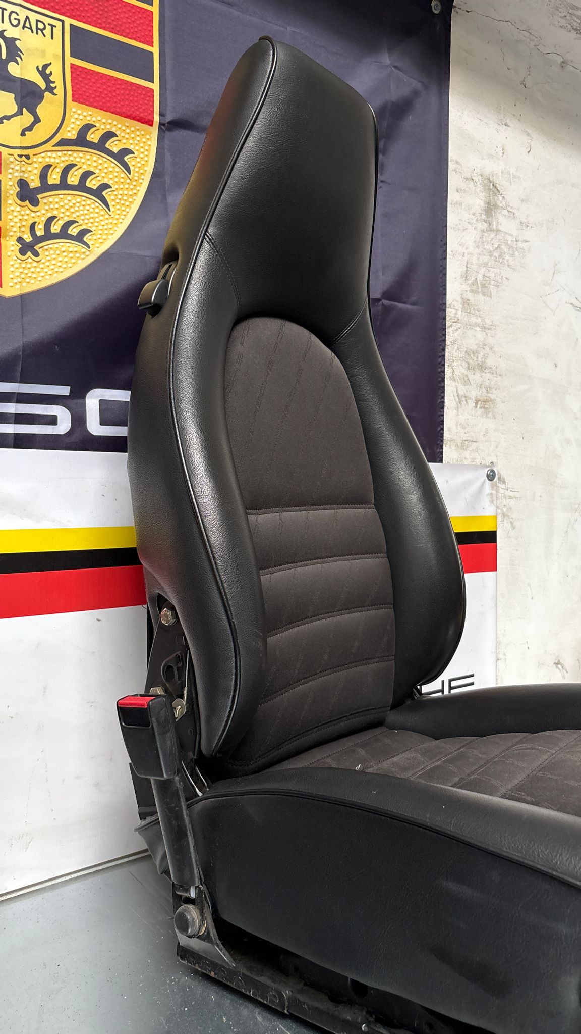 Porsche 944 black seat set, front seats with Porsche scripted fabric, used