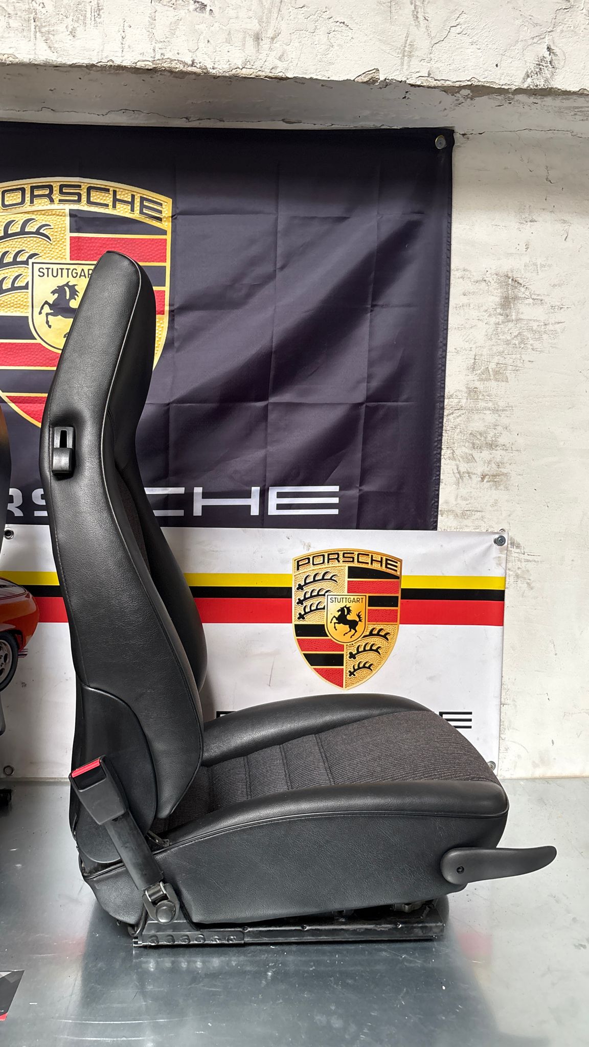 Porsche 944 black seat set, front seats with black /grey pinstripe fabric