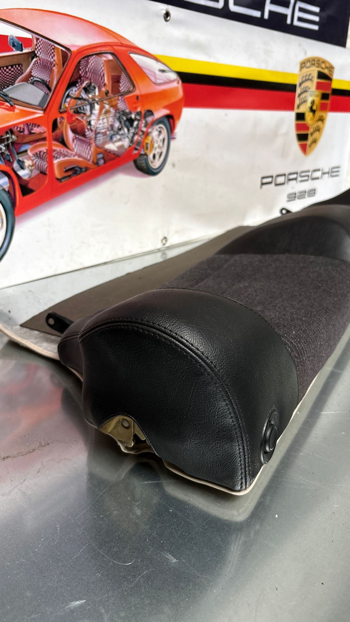 Porsche 944 black seat set, front seats with black /grey pinstripe fabric