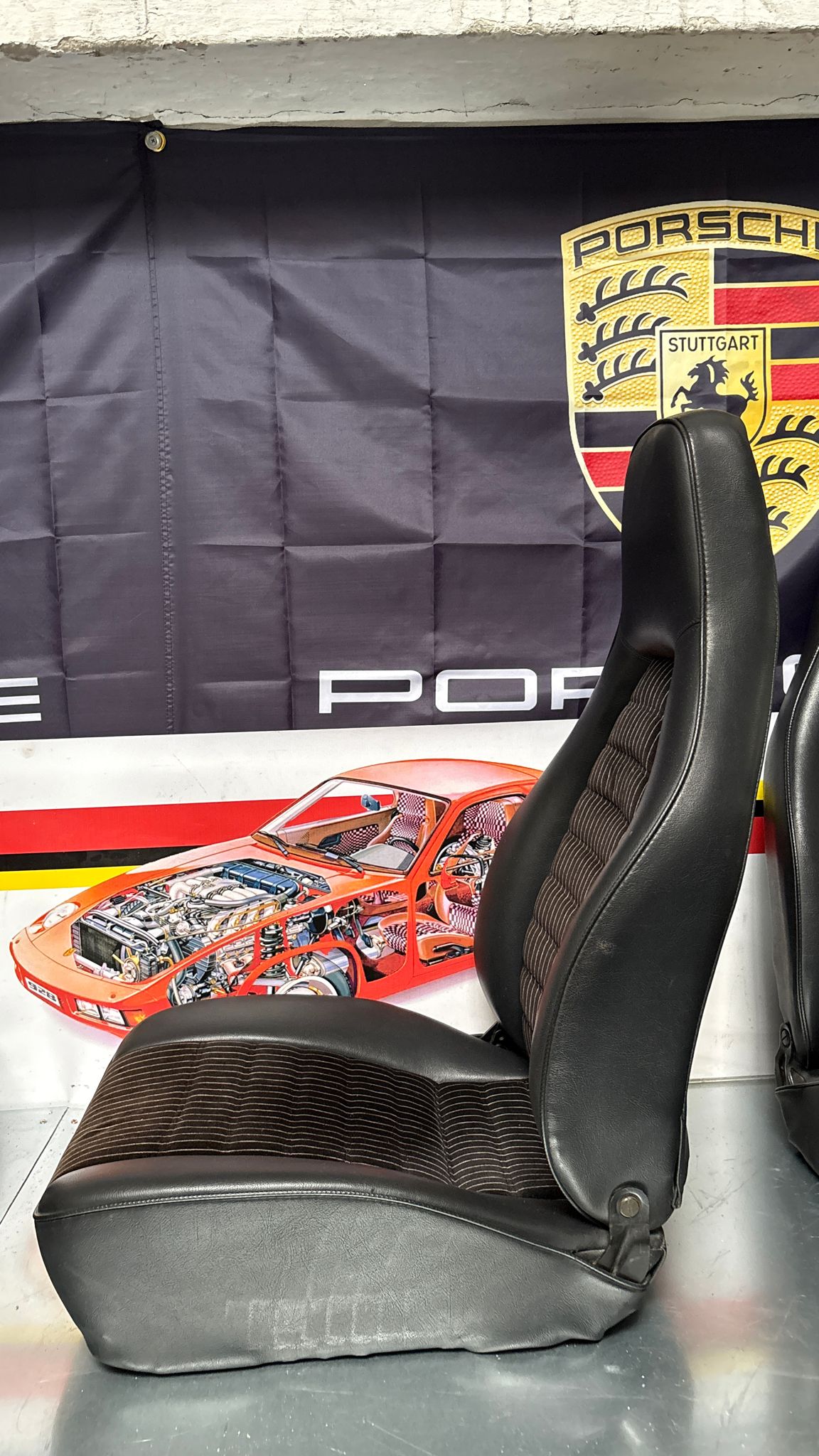 Porsche 924 944 early manual black seat set, front seats with black/white pinstripe fabric