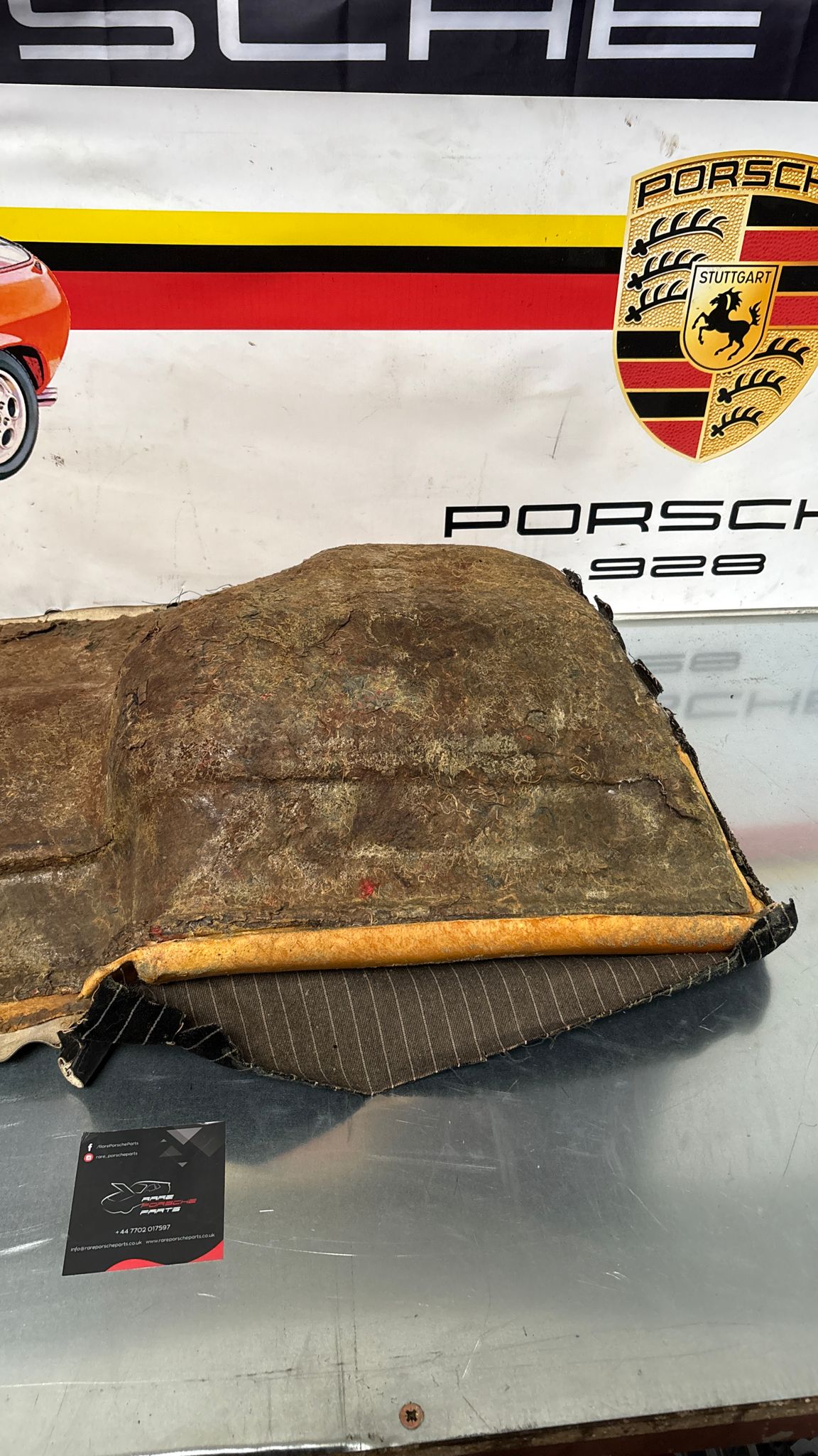 Porsche 924 944 early manual black seat set, front seats with black/white pinstripe fabric