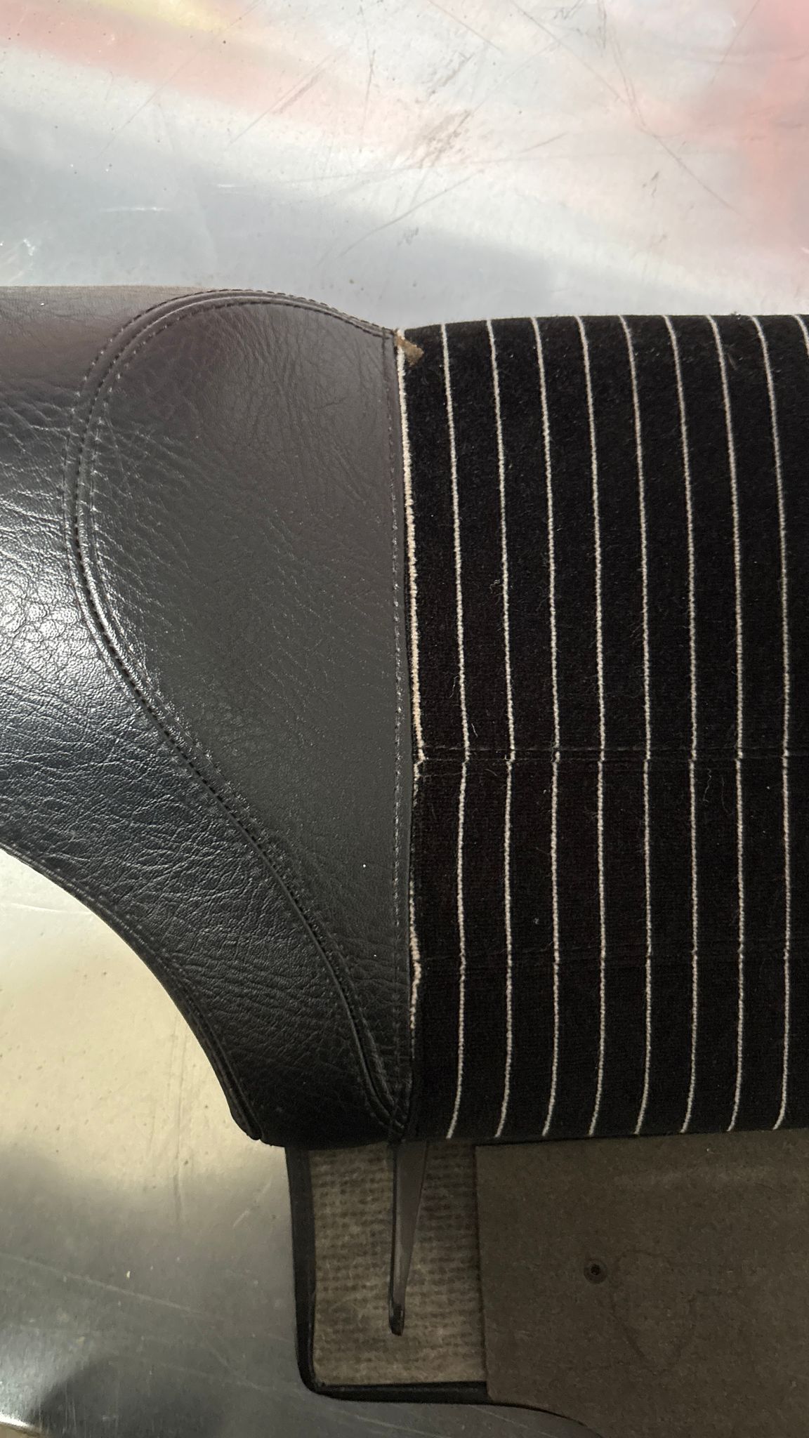 Porsche 924 944 early manual black seat set, front seats with black/white pinstripe fabric