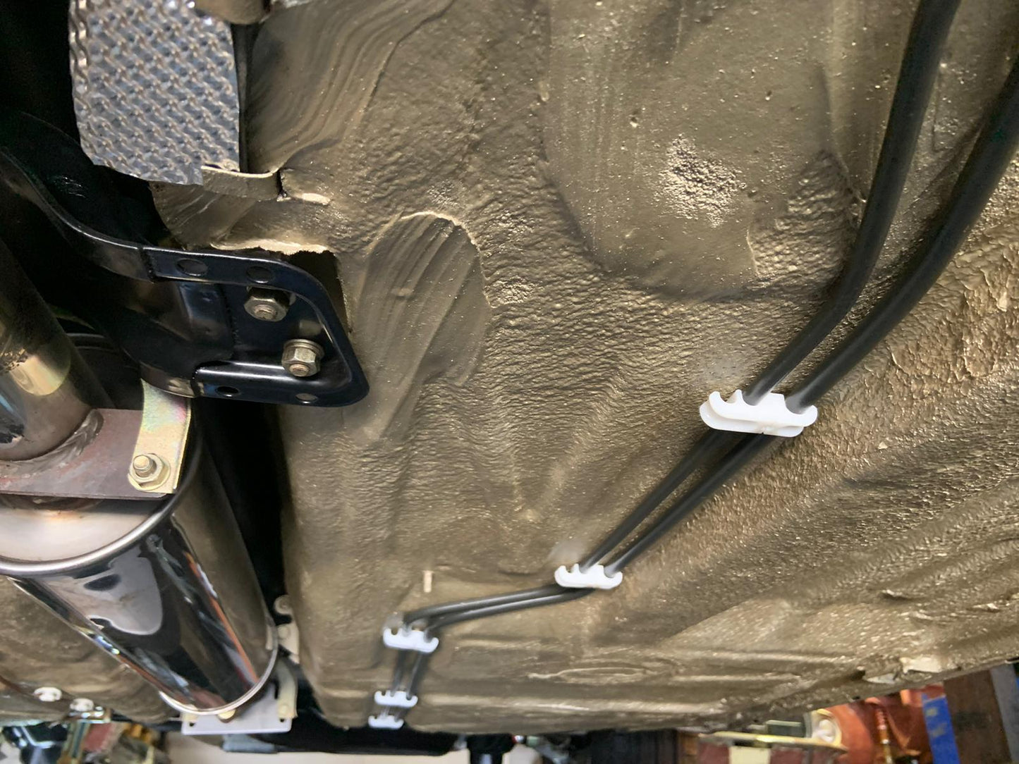 Porsche 944 1984, bolt and nut restored, 400km, LHD