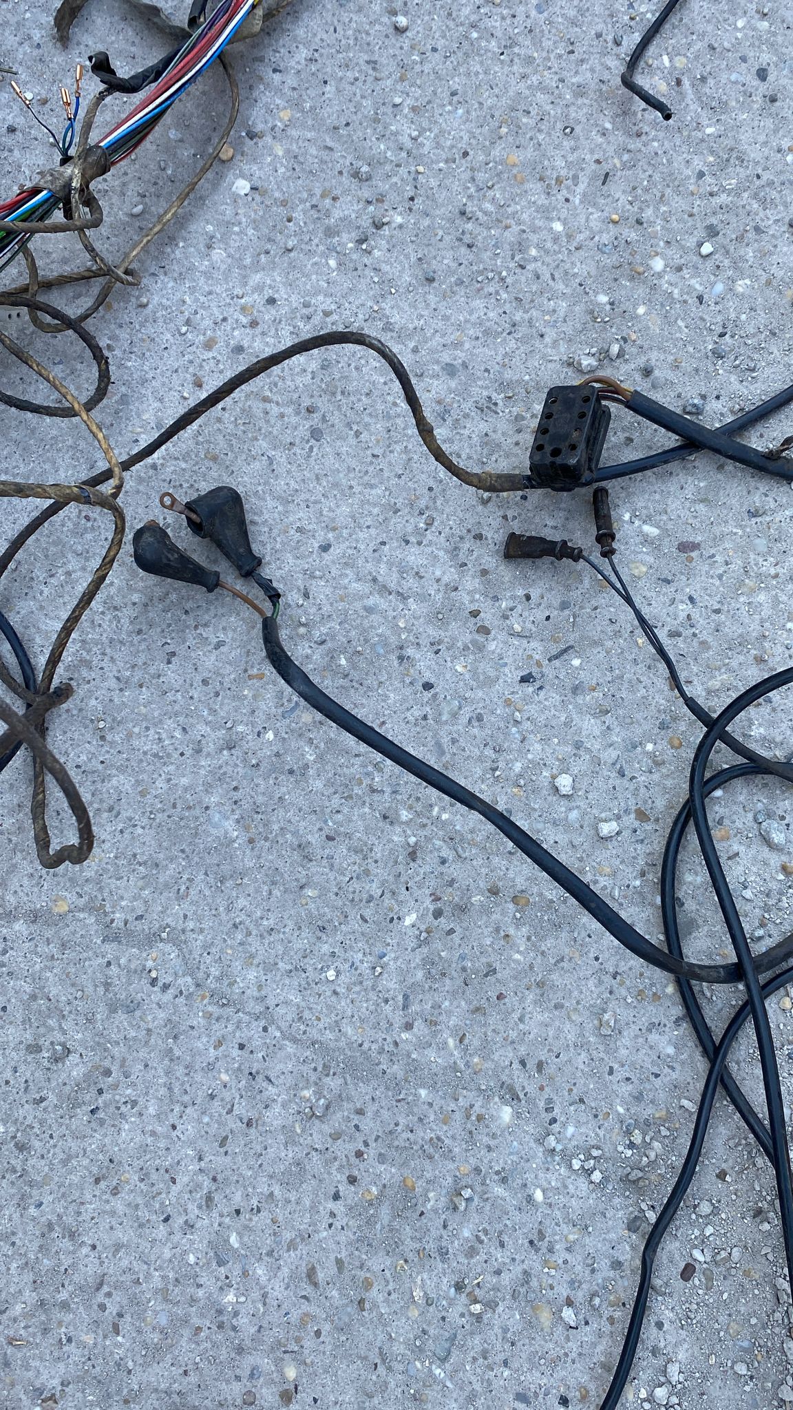 Porsche 944 USA LHD 84-85 Rear end loom with brake sensor,manual , for spares or repair 94461200405