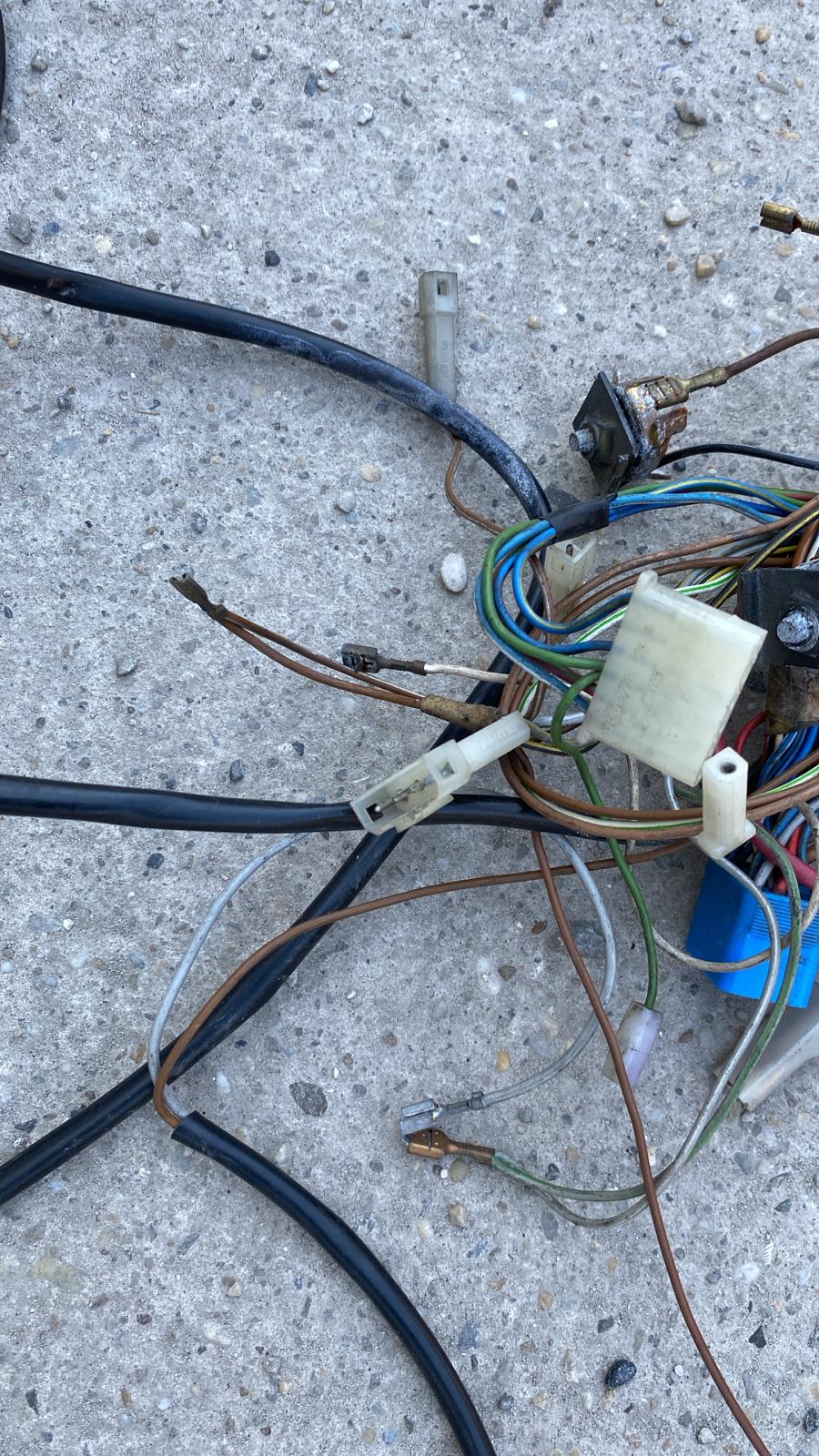 Porsche 924 76-79 LHD interior/dashboard wiring loom, automatic, used 477971050FB