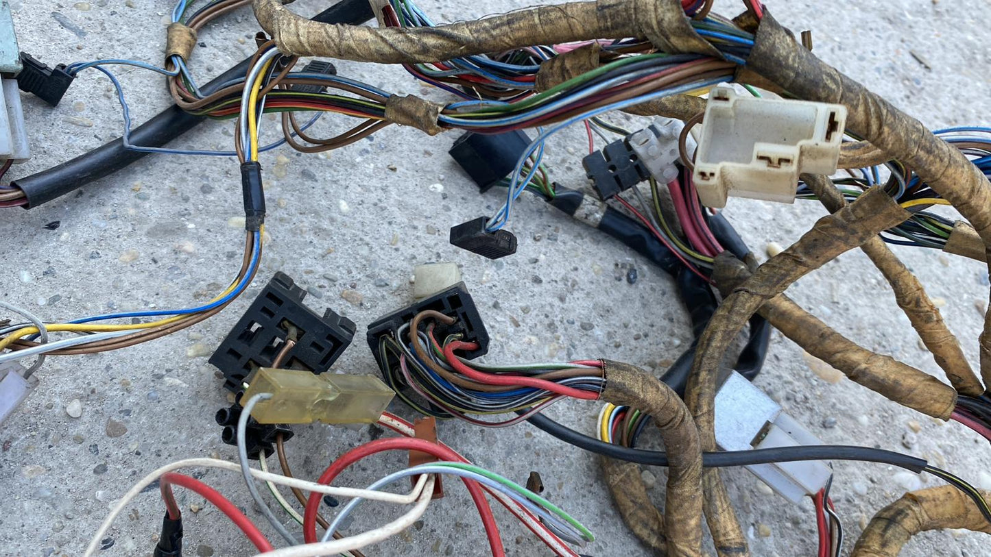 Porsche 944 LHD interior/dashboard wiring loom, manual, for spares or repair 477971050DF