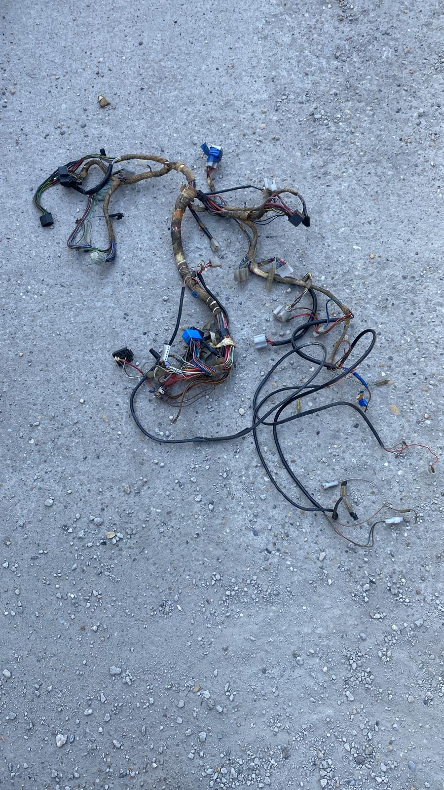 Porsche 944 LHD interior/dashboard wiring loom, manual, used 477971050DF