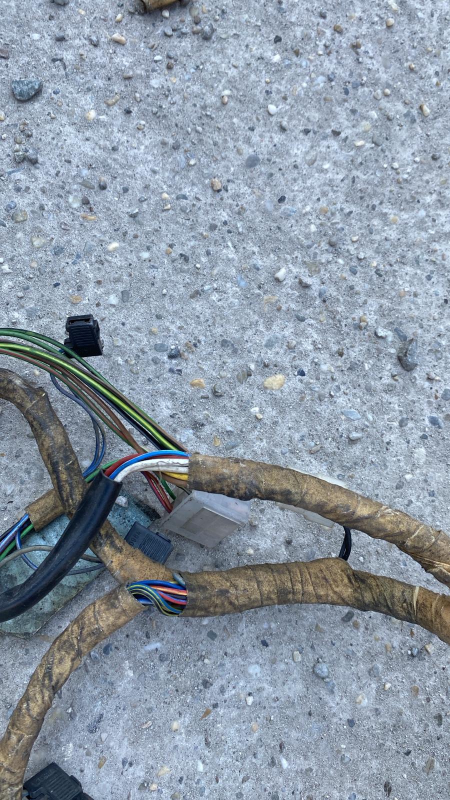 Porsche 944 LHD interior/dashboard wiring loom, manual, used 477971050DF