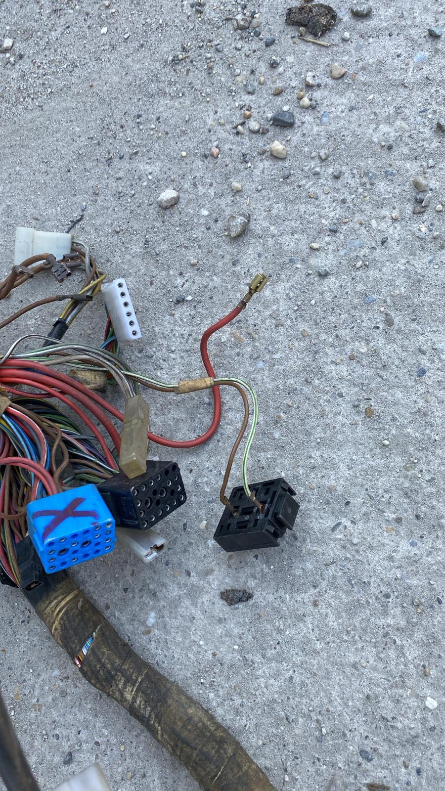 Porsche 944 LHD Manual Interior/Dashboard wiring loom, used 477971050DF