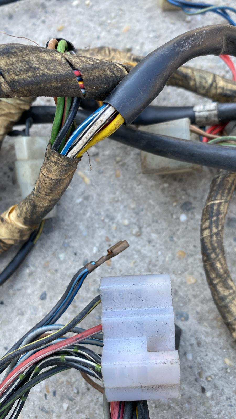 Porsche 944 LHD Manual Interior/Dashboard wiring loom, used 477971050DF