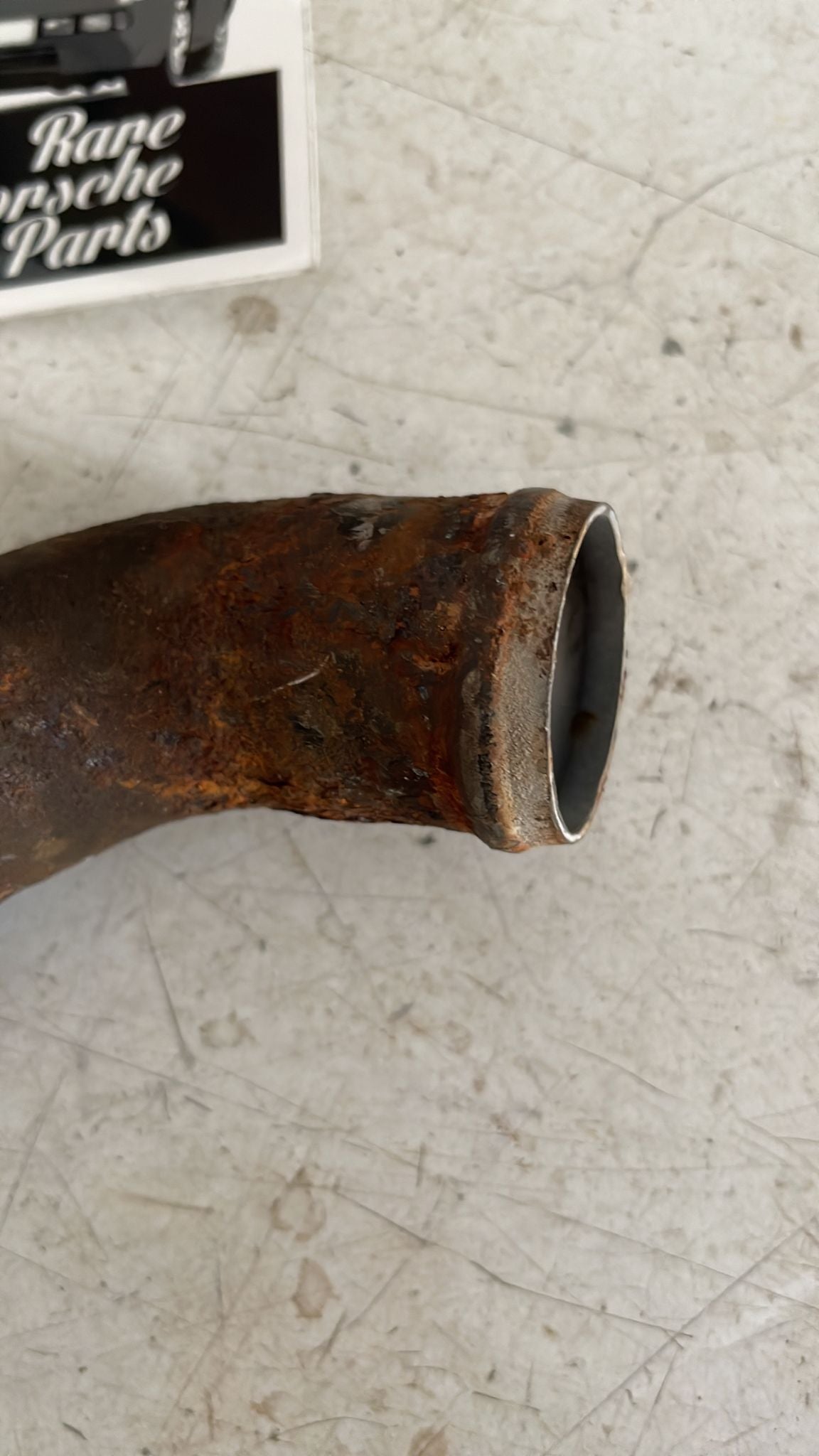 Porsche 944 S2 water pipe 94410609101, used
