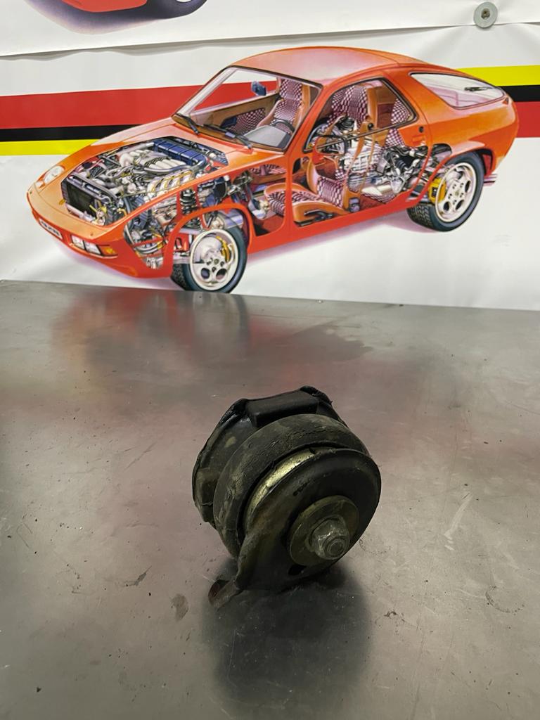 Porsche 928 Motor Motorhalterung, gebraucht 92837503900