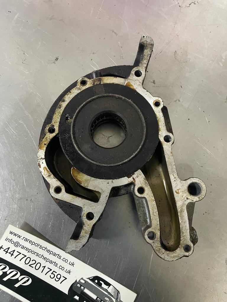 Porsche 944 oil pump assembly, used 944107104