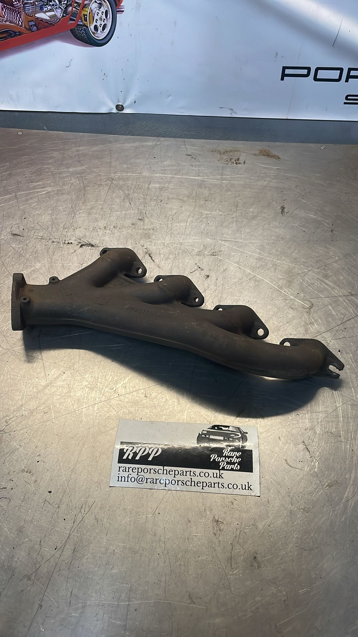 Porsche 928 4.7 S, exhaust manifold, used 9281111373R