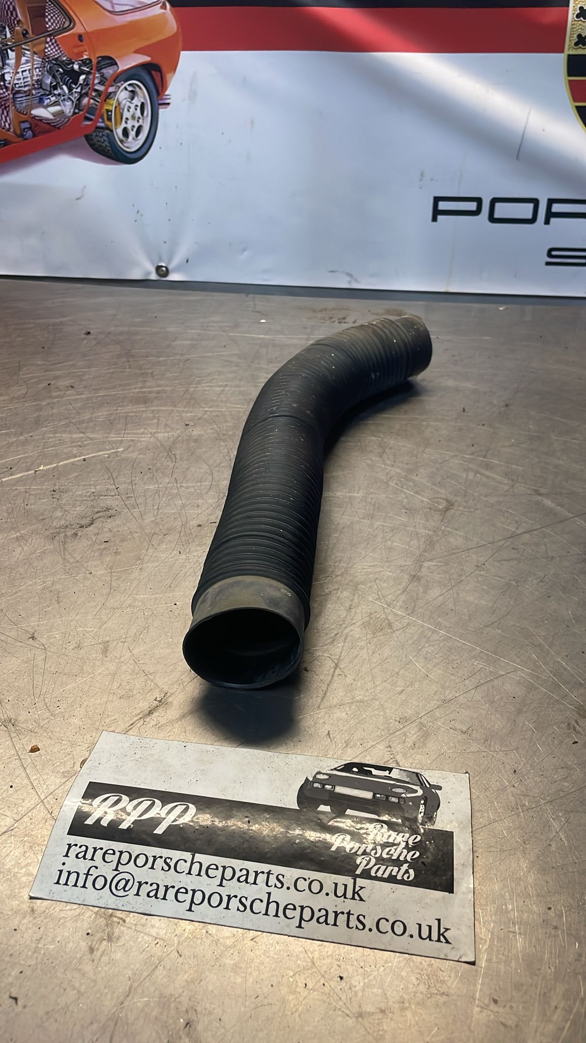 Porsche 928 flexible air pipe, used 92857462502