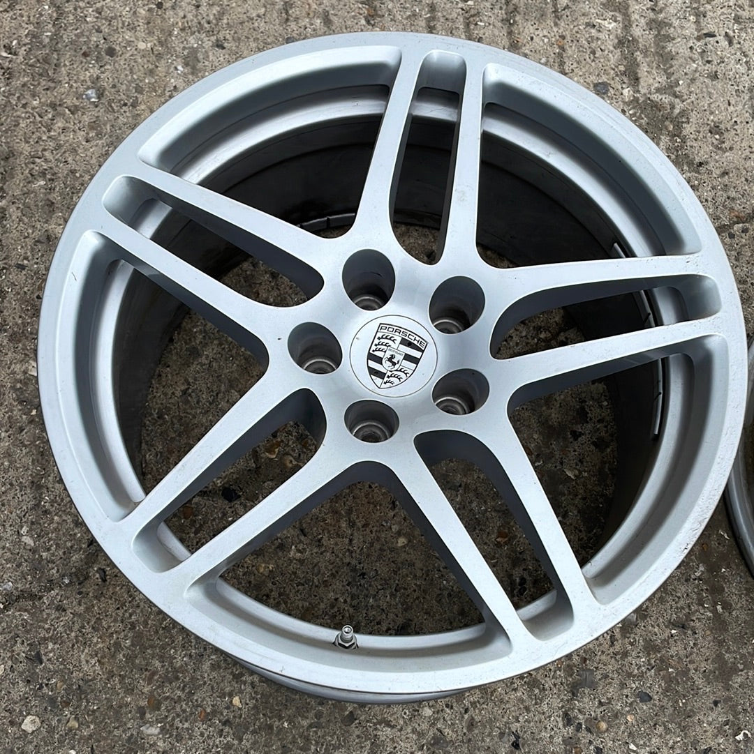 Cerchio in lega posteriore originale Porsche Macan 9Jx18" 95B601025AS