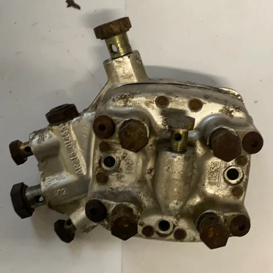 Testina dosatrice turbo Porsche 924. Usato. Bosch0 438 100 096