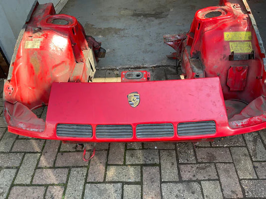 Porsche 924 TURBO Frontend-Schnitt, komplettes Emblem-Panel