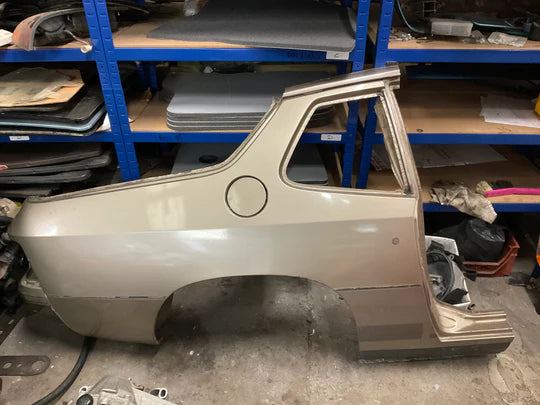 Porsche 924 Right Rear fender section cut