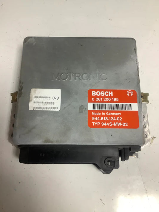 Porsche 944 S2 3.0 ECU. 94461812402 / 0 261 200 195 usato 