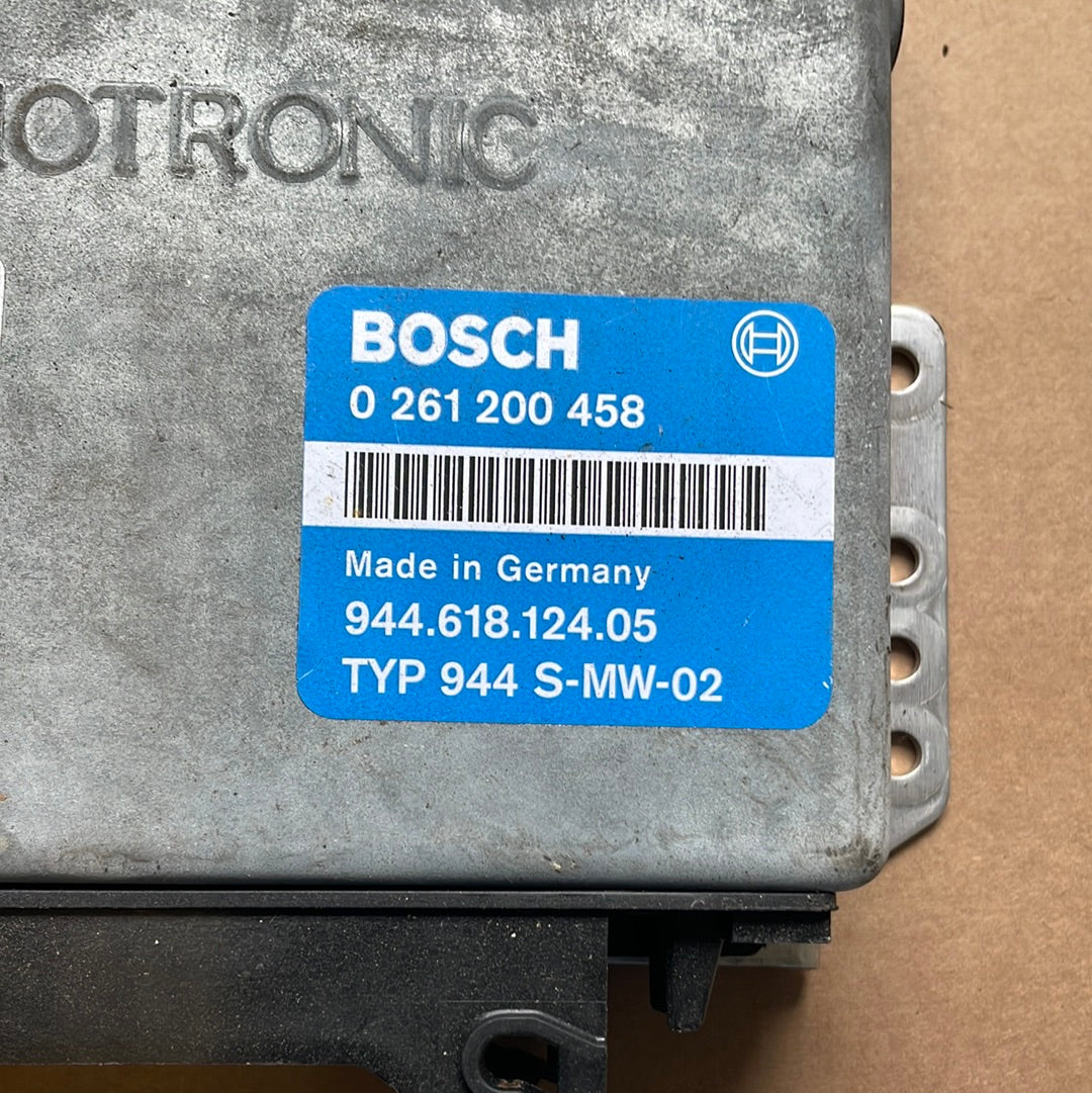 Porsche 944 S2 3.0 ECU. 94461812405 / 0 261 200 458 usato 