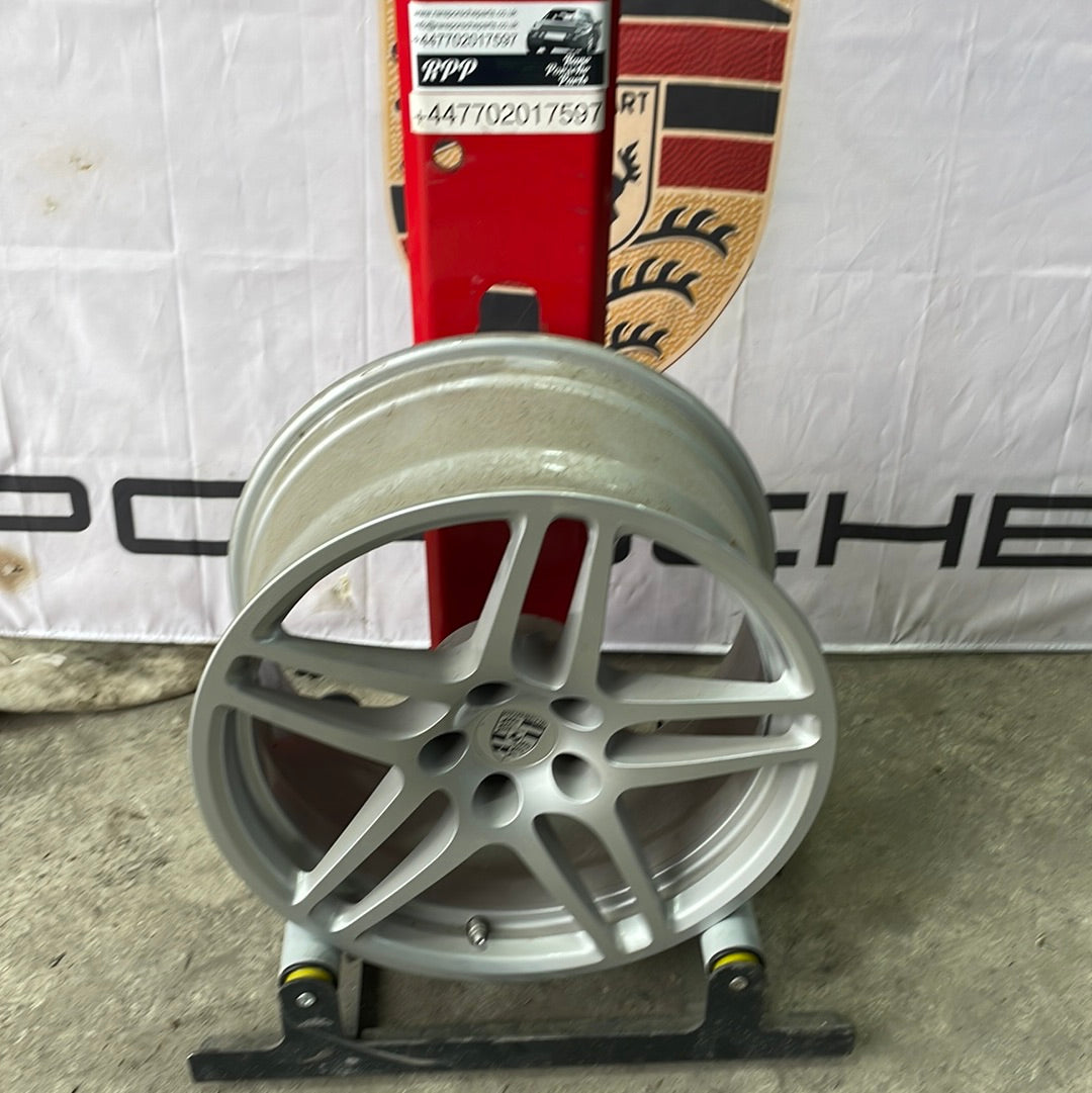 Cerchio in lega posteriore originale Porsche Macan 9Jx18" 95B601025AS