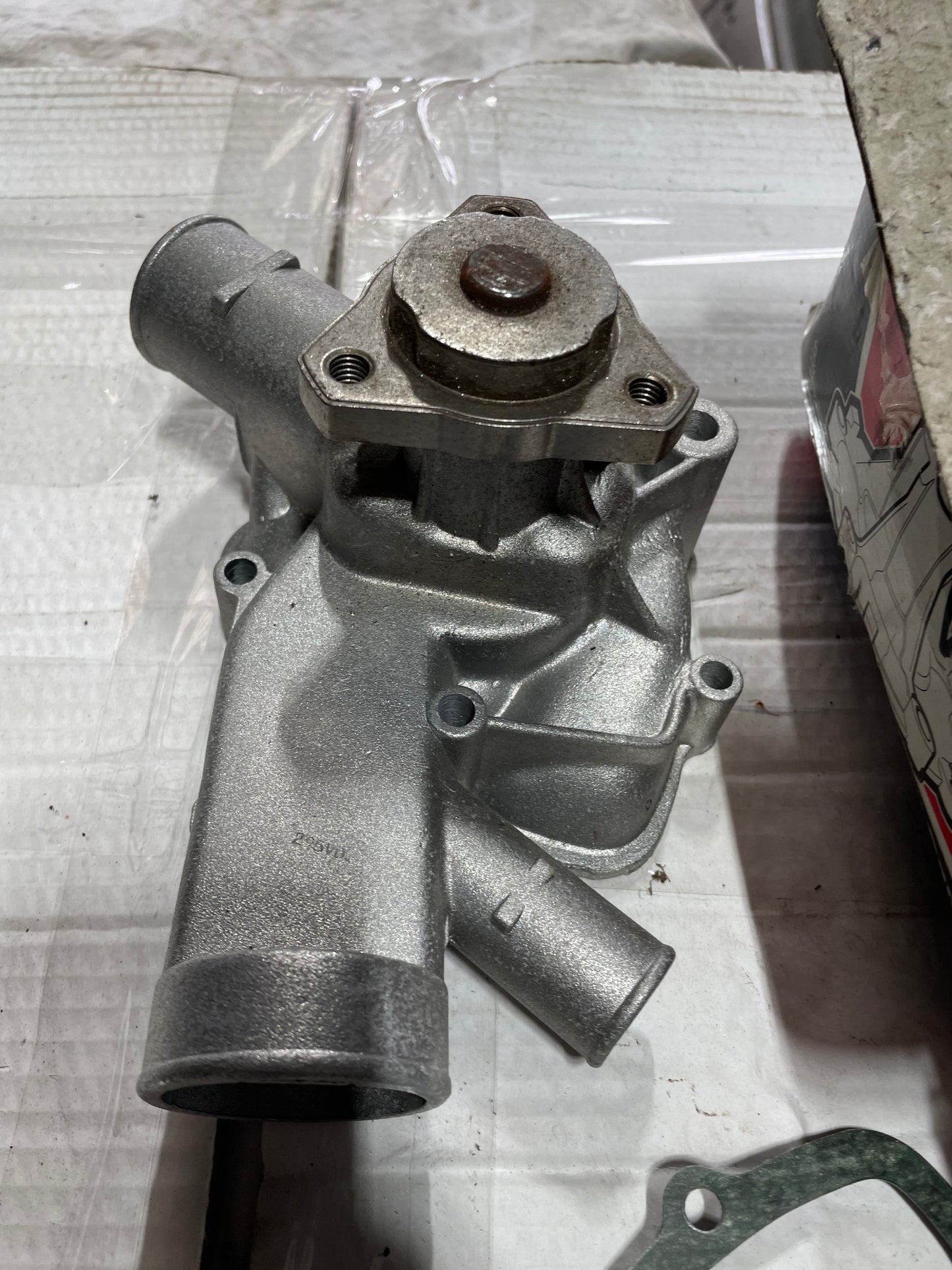 Porsche 924 2.0 NOS water pump