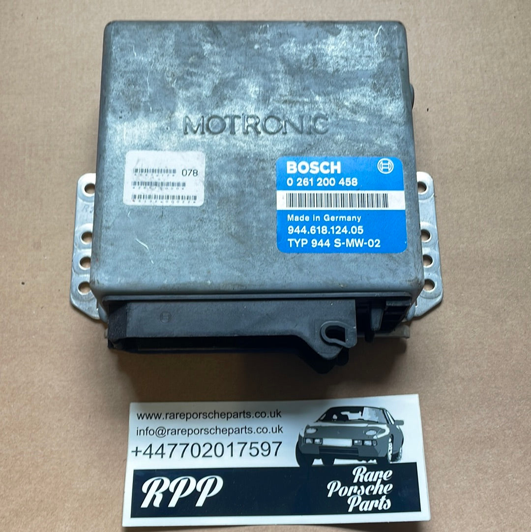 Porsche 944 S2 3.0 ECU. 94461812405 / 0 261 200 458 usato 