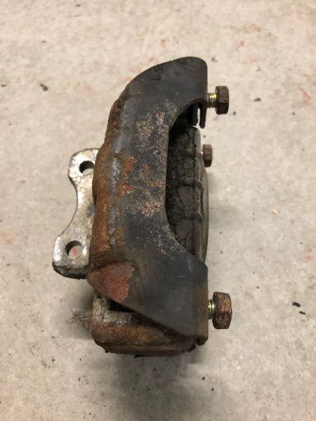 Porsche 944 centre gearbox mount. 86-92