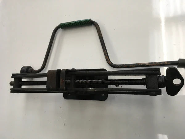 Porsche 924/944/ 944 turbo steel jack & handle