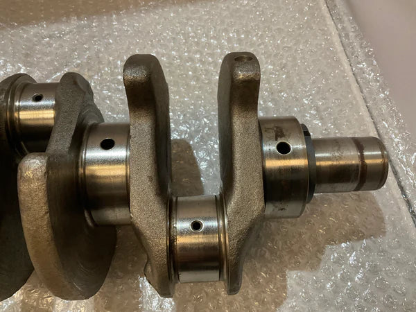 Porsche 944 S2 crankshaft. Used condition 3.0 16v