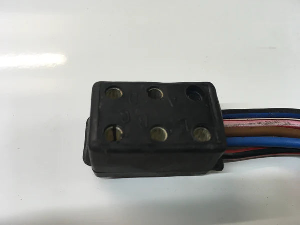 Porsche 924/944 Electric window switch connecting block