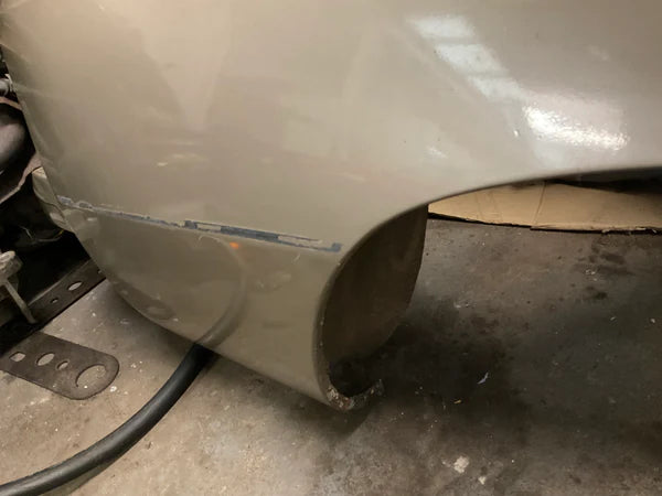 Porsche 924 Right Rear fender section cut