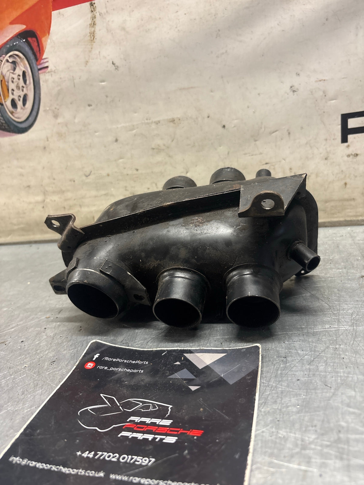 Porsche 914 1.8 air distributor housing