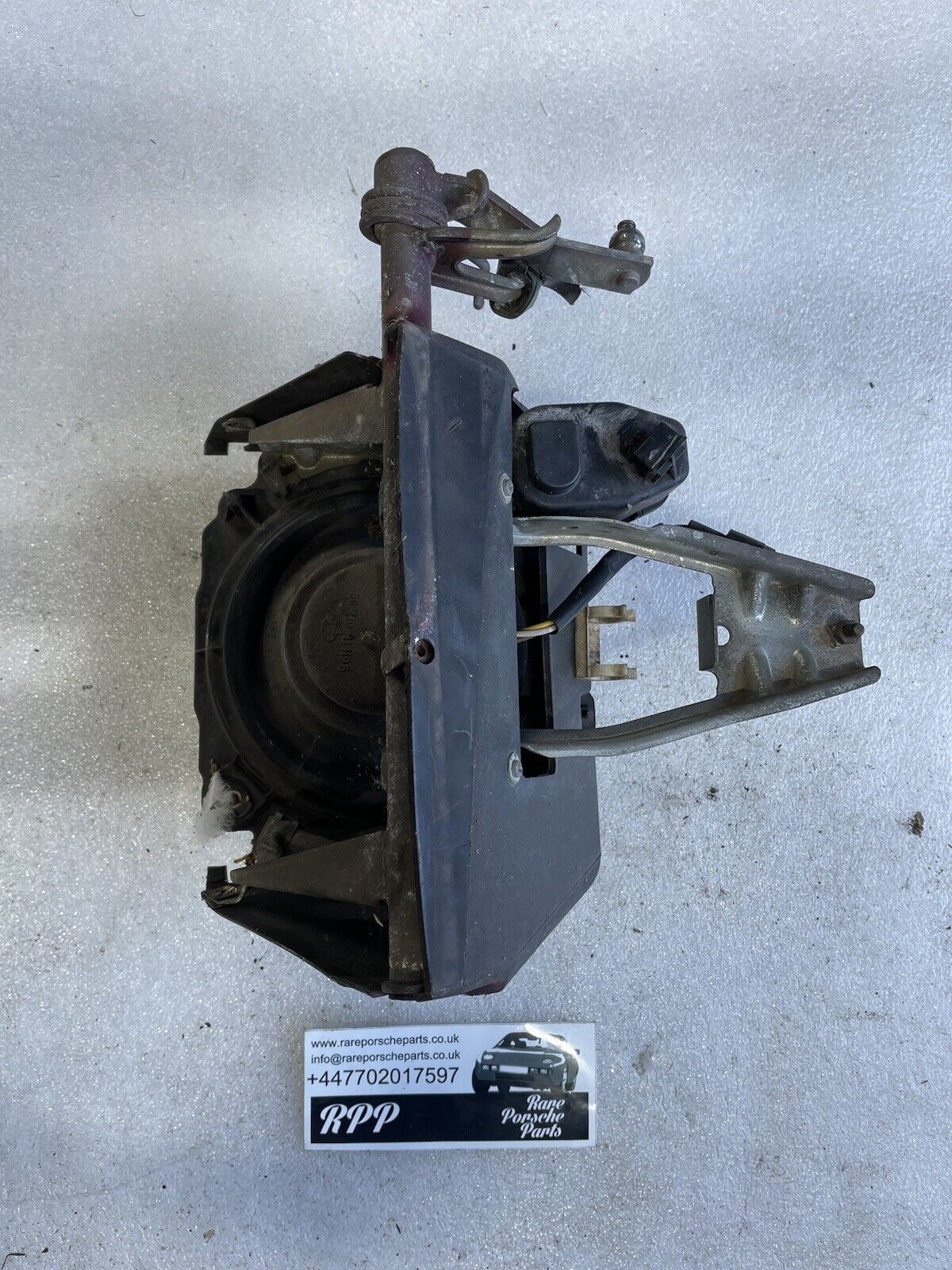 Porsche 944 S2/Turbo headlight assembly left used