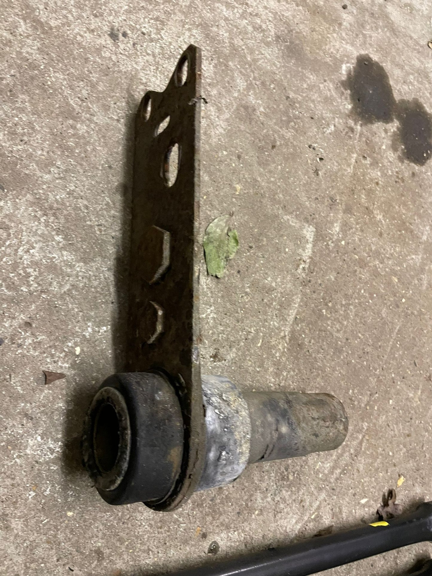 Porsche 944 Early left & Right torsion bar spring plate, Torsion Bars